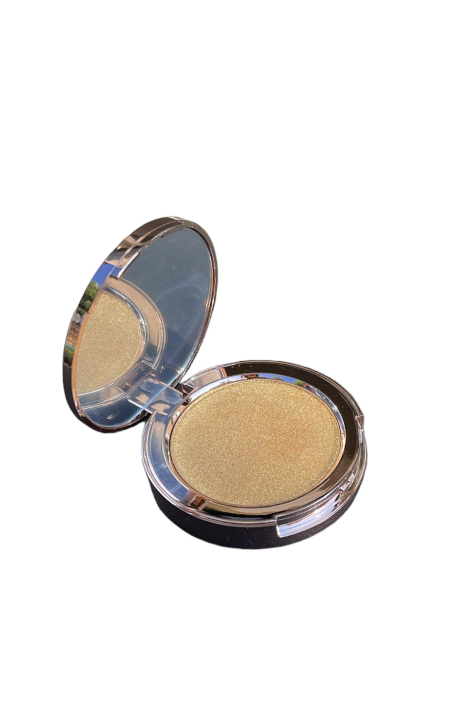 Natural Glowing Highlighter